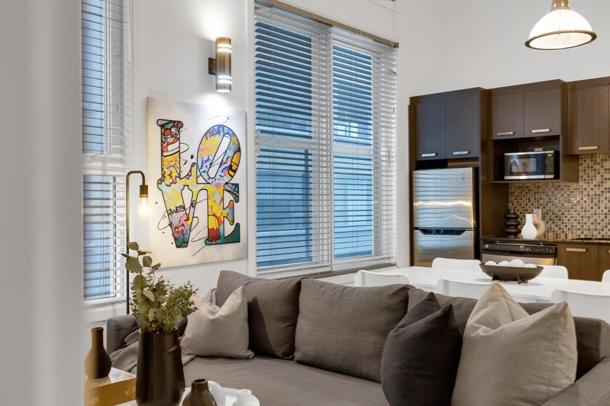 Liv Mtl Main Aparthotel Montreal Luaran gambar