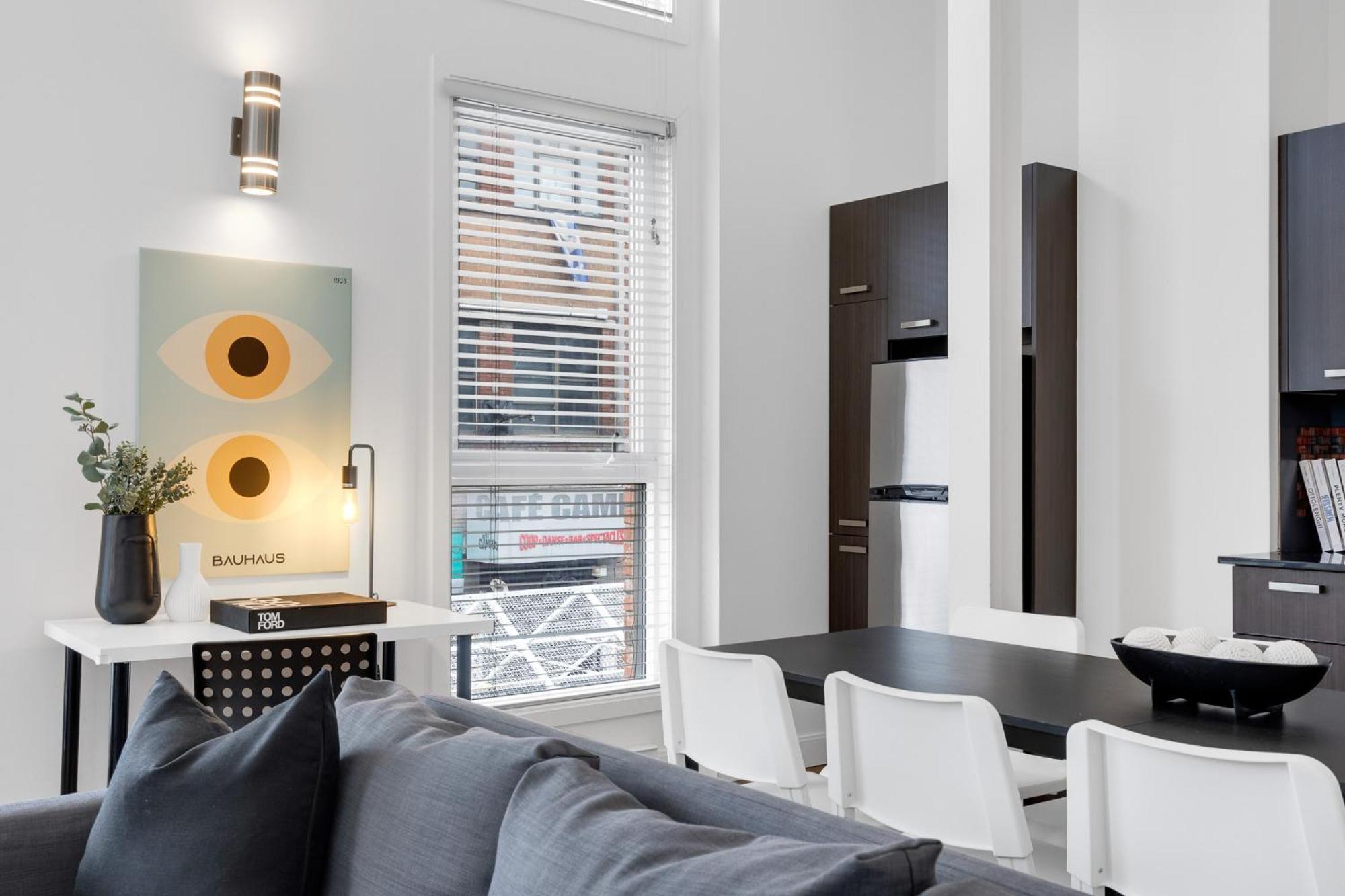 Liv Mtl Main Aparthotel Montreal Luaran gambar