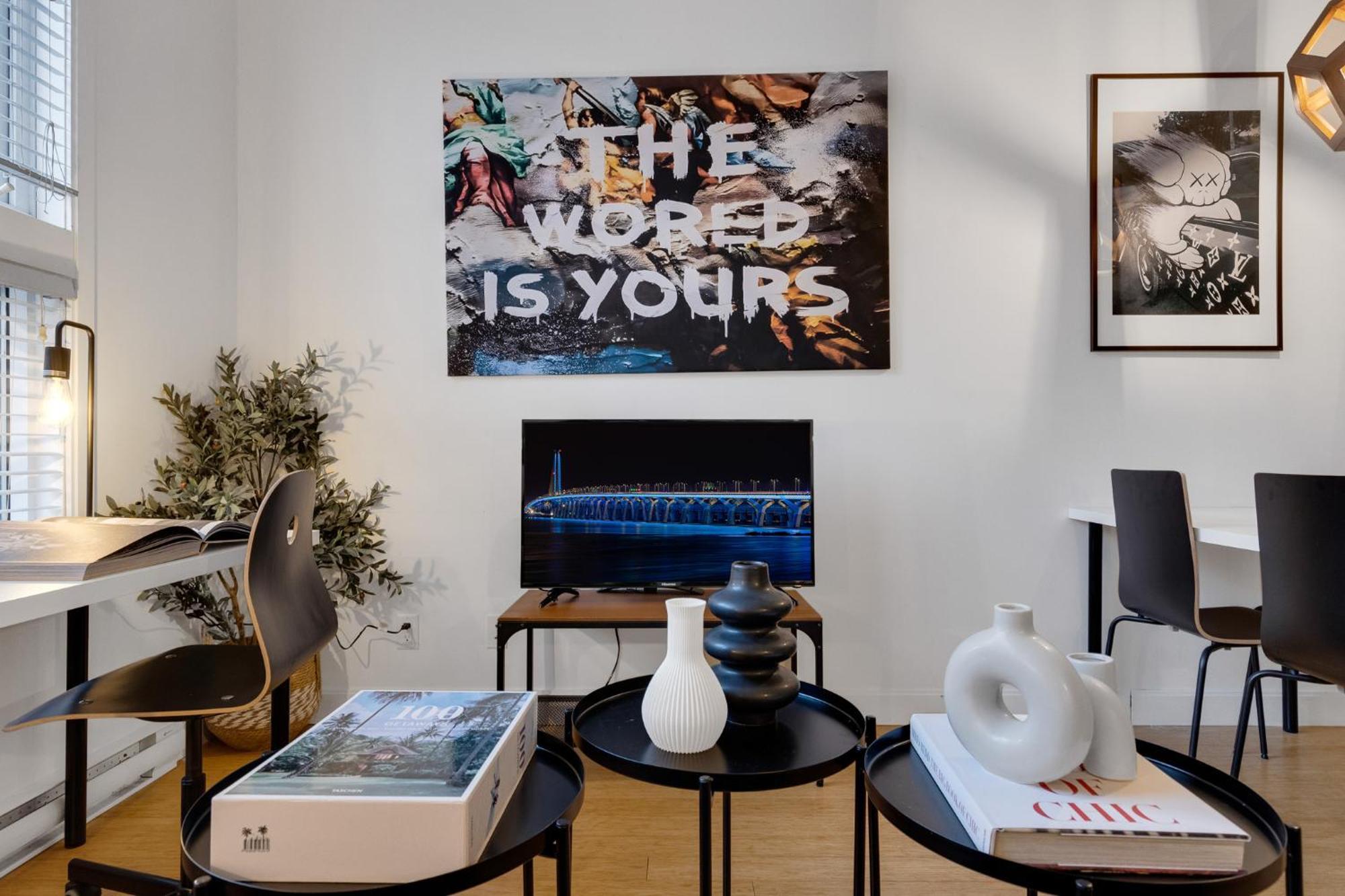 Liv Mtl Main Aparthotel Montreal Luaran gambar