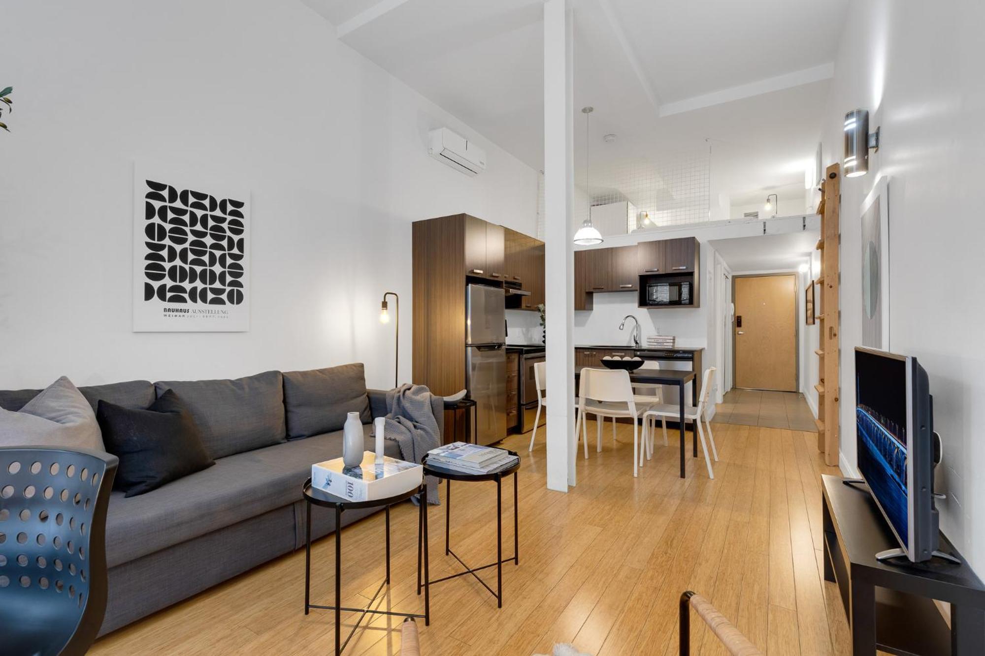 Liv Mtl Main Aparthotel Montreal Luaran gambar